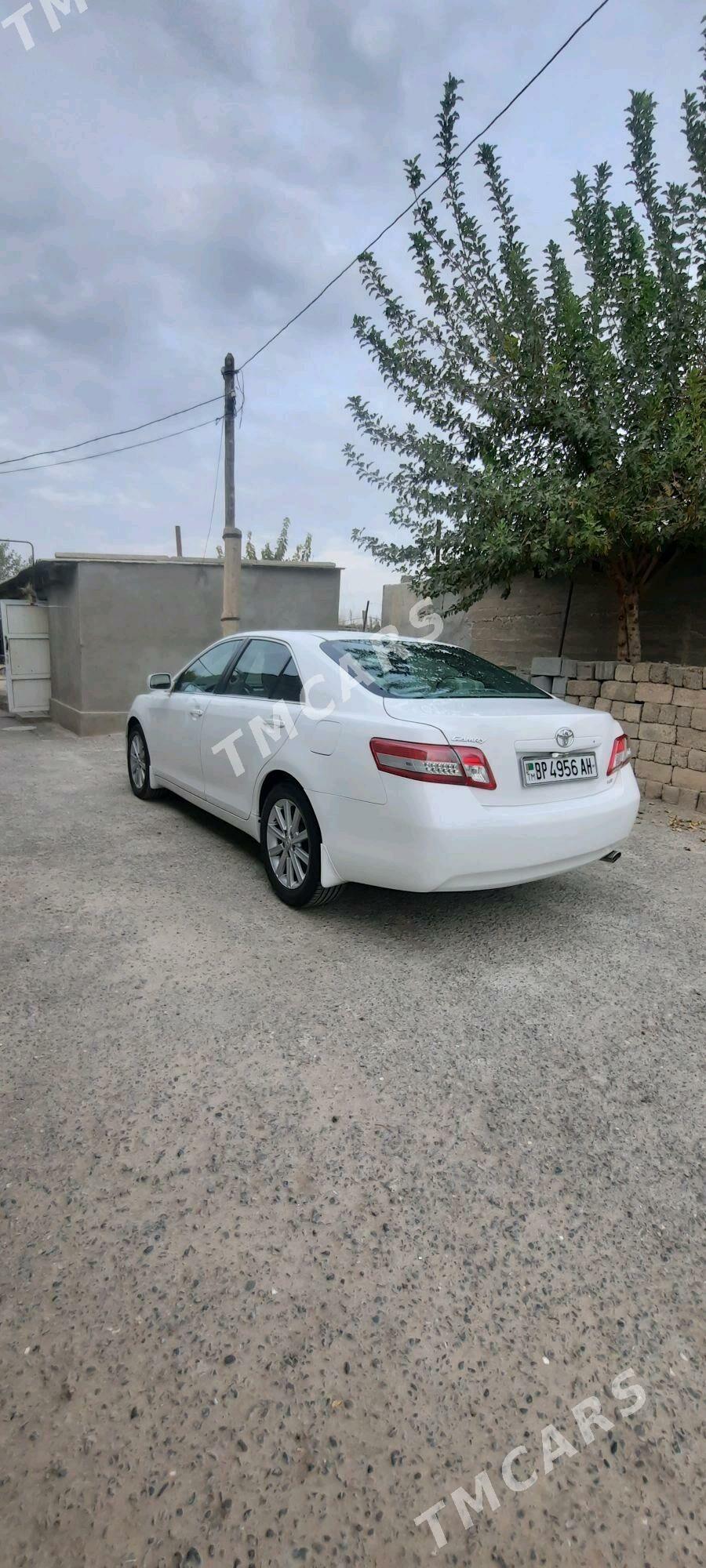 Toyota Camry 2010 - 190 000 TMT - Gökdepe - img 3