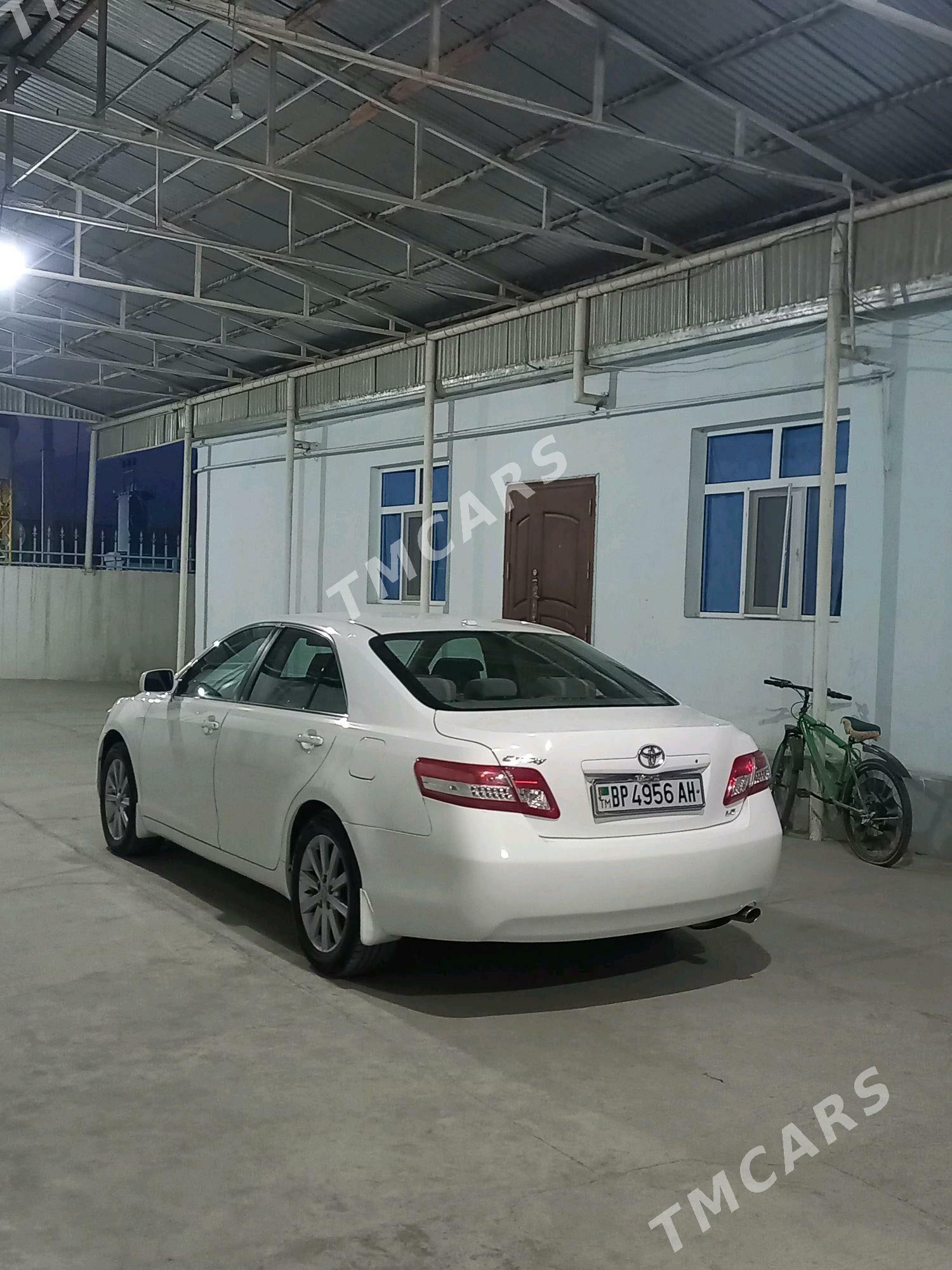 Toyota Camry 2010 - 190 000 TMT - Гёкдепе - img 5