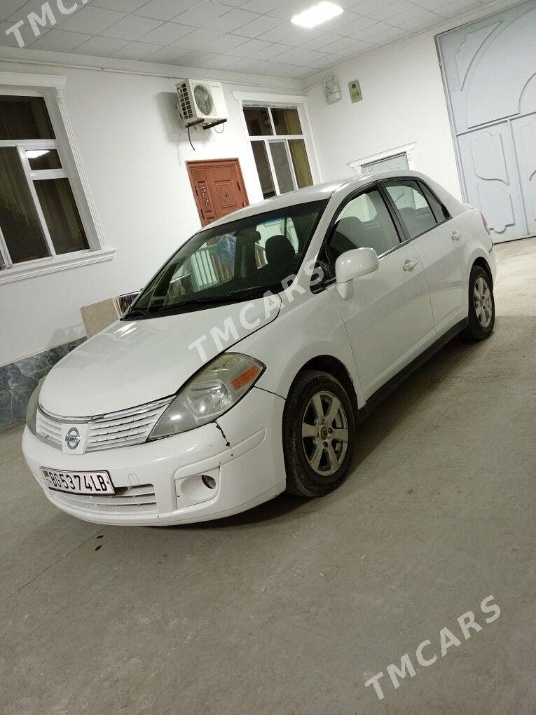 Nissan Versa 2010 - 70 000 TMT - Туркменабат - img 3