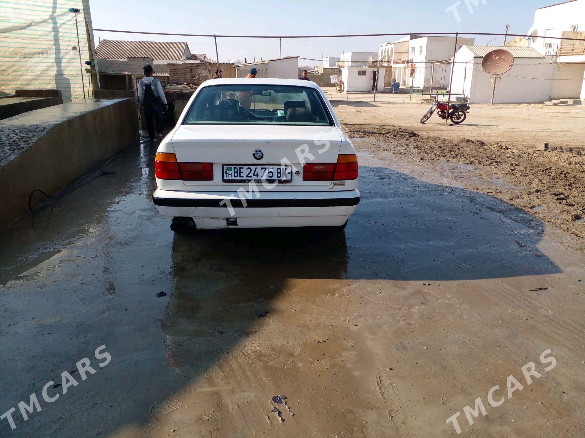 BMW 525 1990 - 24 000 TMT - Esenguly - img 5