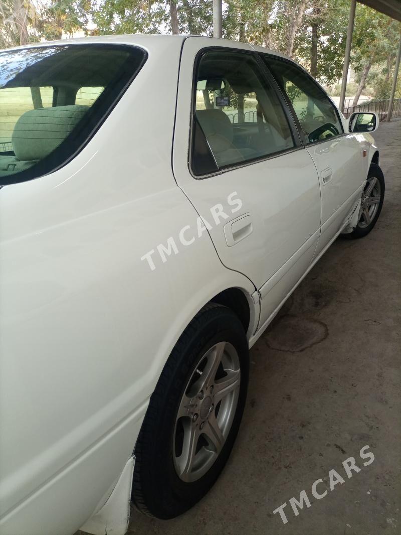 Toyota Camry 2000 - 100 000 TMT - Daşoguz - img 3