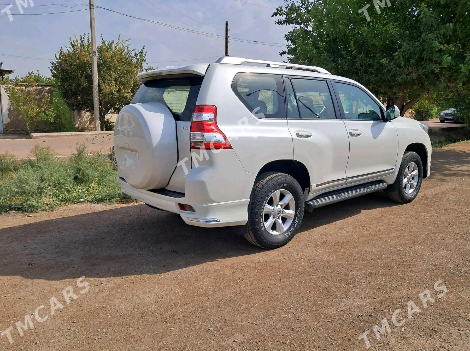 Toyota Land Cruiser Prado 2011 - 420 000 TMT - Дашогуз - img 3