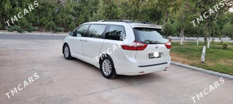 Toyota Sienna 2017 - 360 000 TMT - Ашхабад - img 8