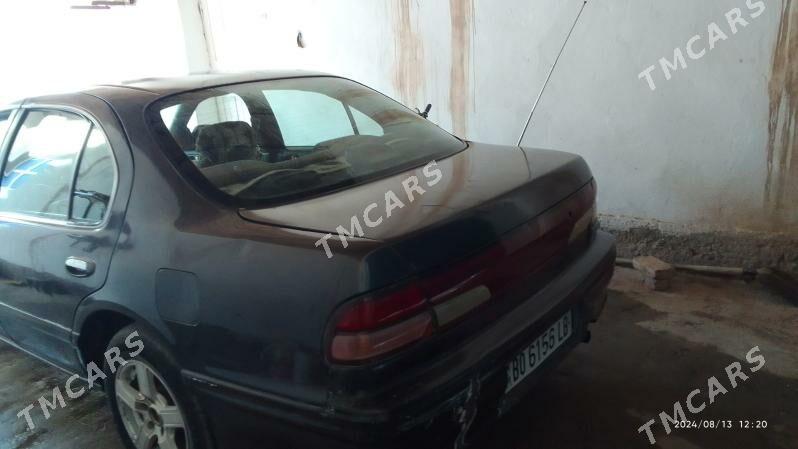 Nissan Cefiro 1994 - 25 000 TMT - Farap - img 5