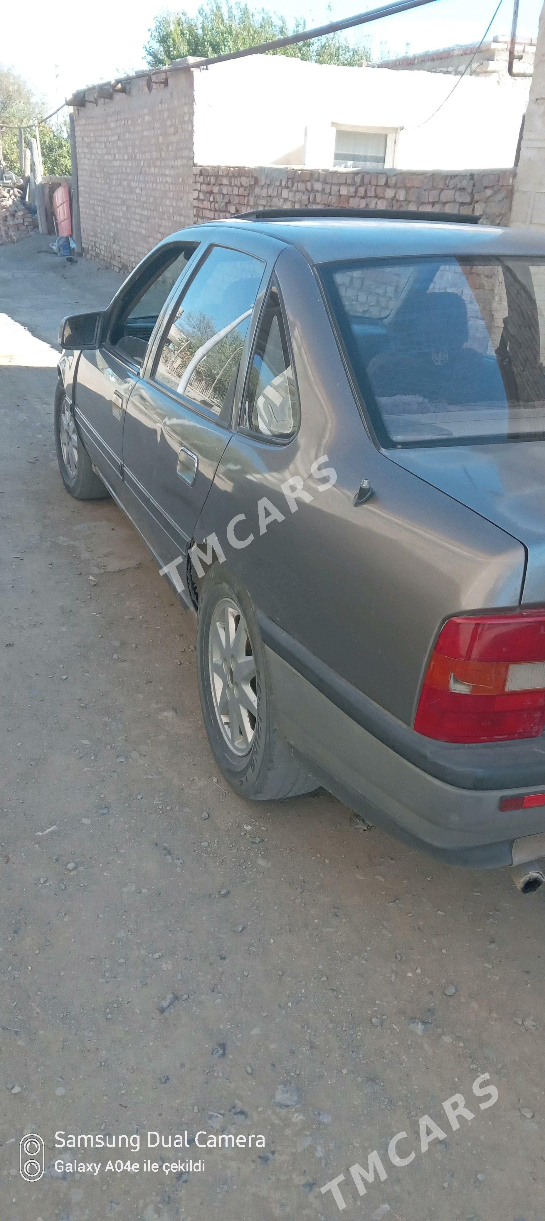 Opel Vectra 1992 - 18 000 TMT - Bereket - img 2