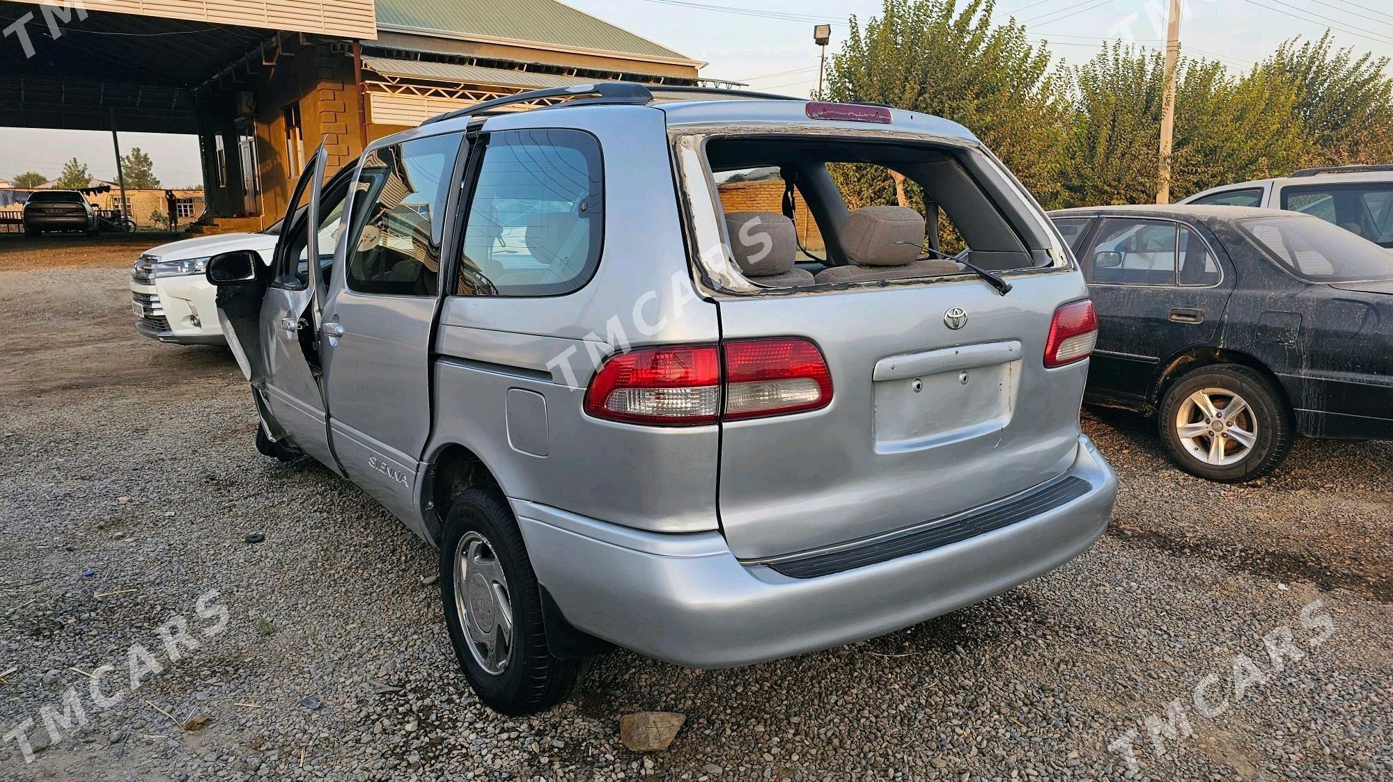 Toyota Sienna 2002 - 72 000 TMT - Мургап - img 2