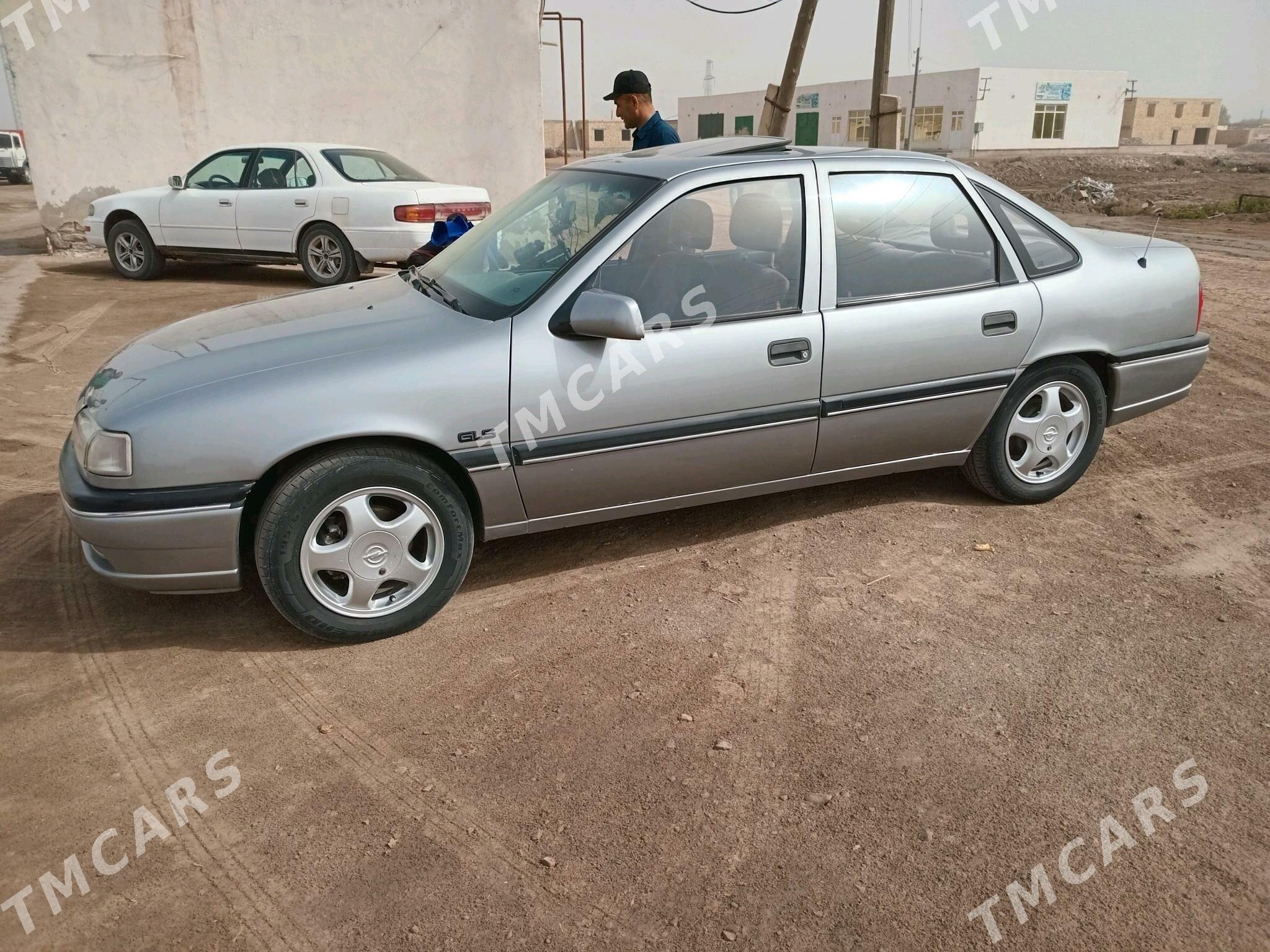 Opel Vectra 1993 - 46 000 TMT - Болдумсаз - img 3