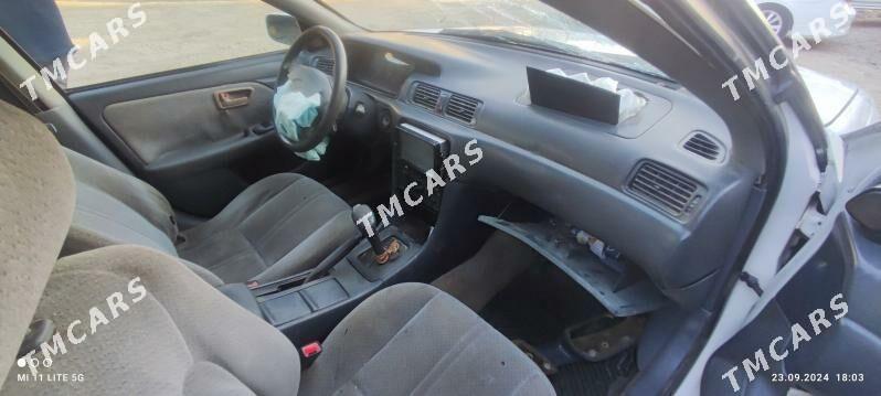 Toyota Camry 2001 - 77 000 TMT - Мары - img 5