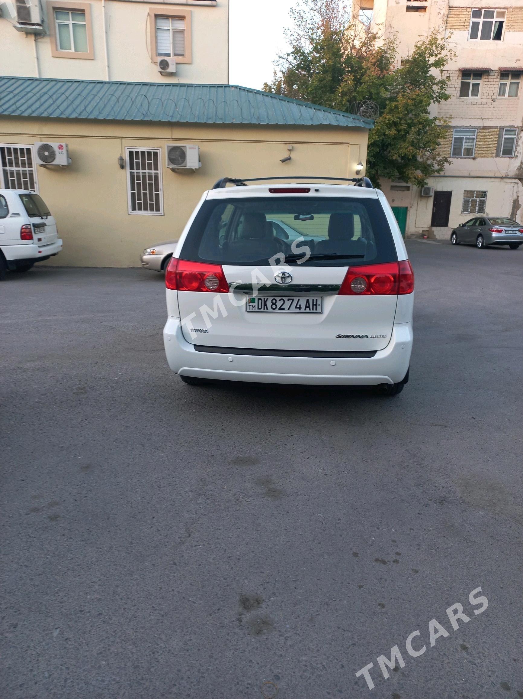 Toyota Sienna 2009 - 240 000 TMT - Ашхабад - img 9