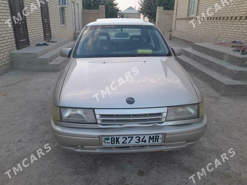 Opel Vectra 1991 - 33 000 TMT - Мары - img 3