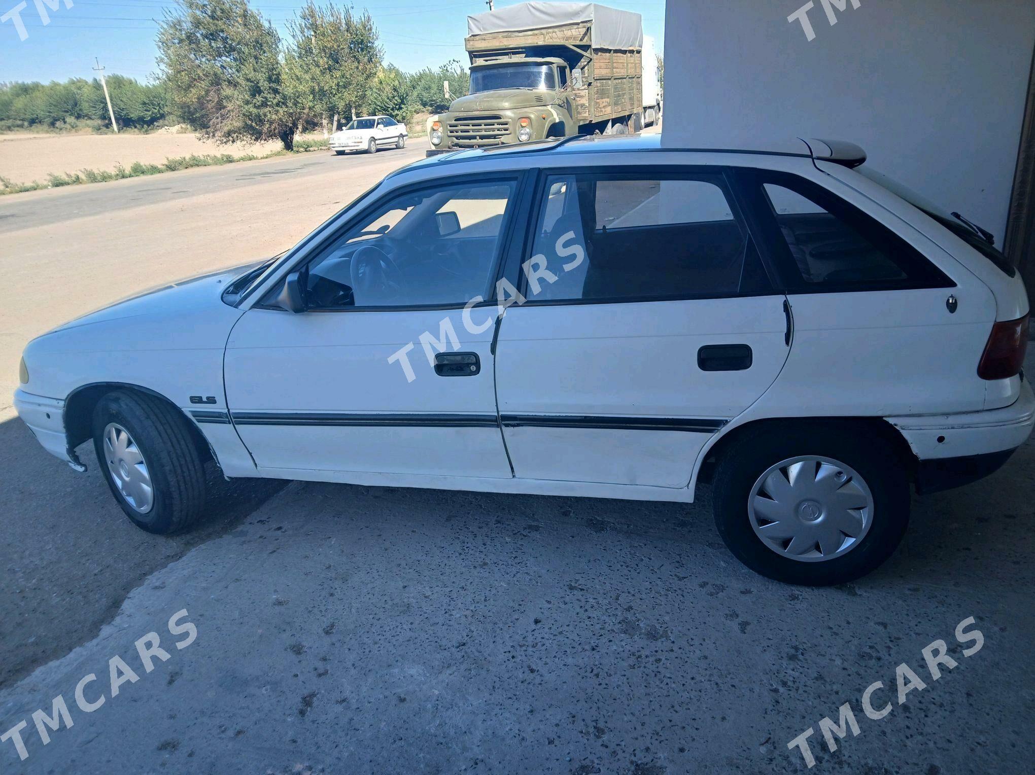 Opel Astra 1992 - 18 000 TMT - Şabat etr. - img 2