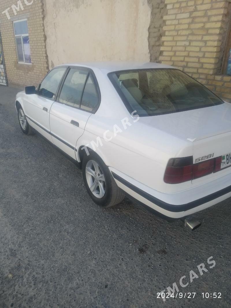 BMW 528 1993 - 40 000 TMT - Туркменабат - img 3