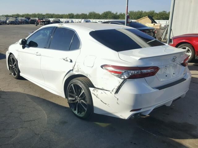 Toyota Camry 2019 - 350 000 TMT - Aşgabat - img 10