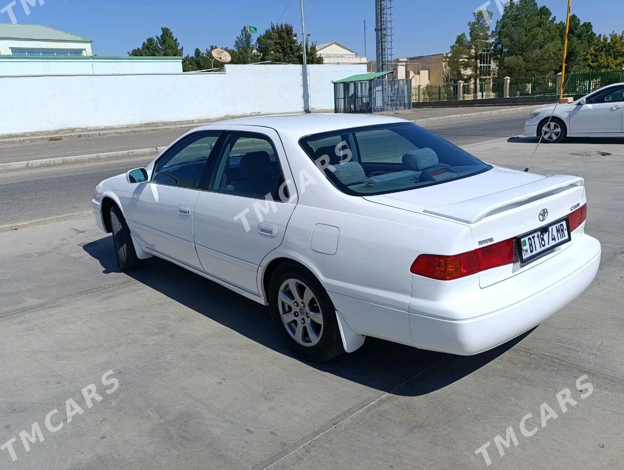 Toyota Camry 2000 - 115 000 TMT - Сакарчага - img 4