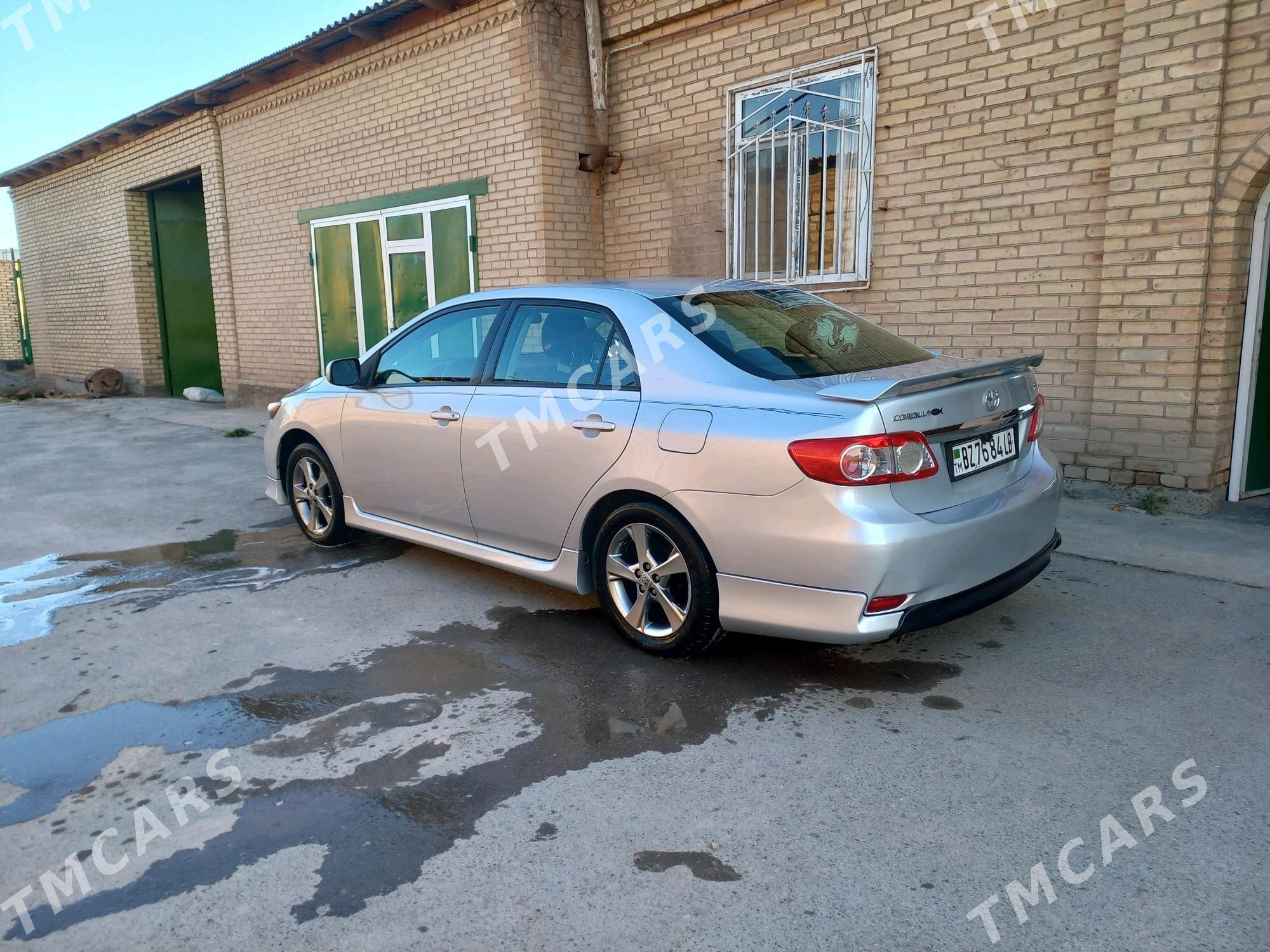 Toyota Corolla 2013 - 155 000 TMT - Туркменабат - img 8