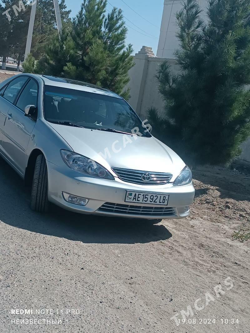 Toyota Camry 2005 - 180 000 TMT - Дянев - img 2