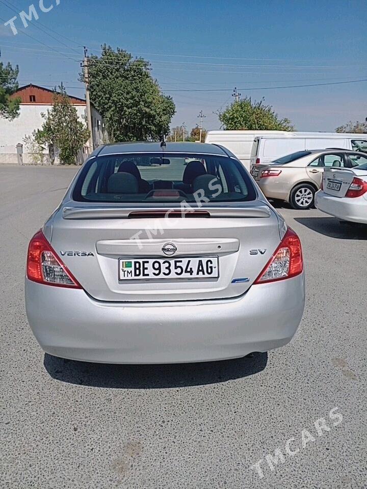 Nissan Versa 2011 - 95 000 TMT - Ашхабад - img 2