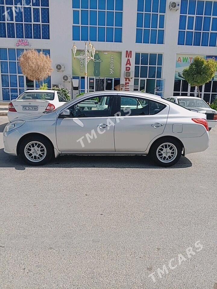 Nissan Versa 2011 - 95 000 TMT - Ашхабад - img 7