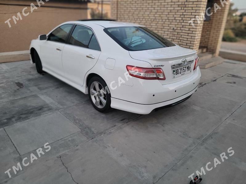 Toyota Camry 2012 - 180 000 TMT - Байрамали - img 2