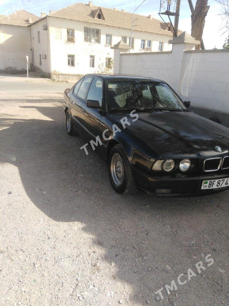 BMW E34 1995 - 45 000 TMT - Балканабат - img 4