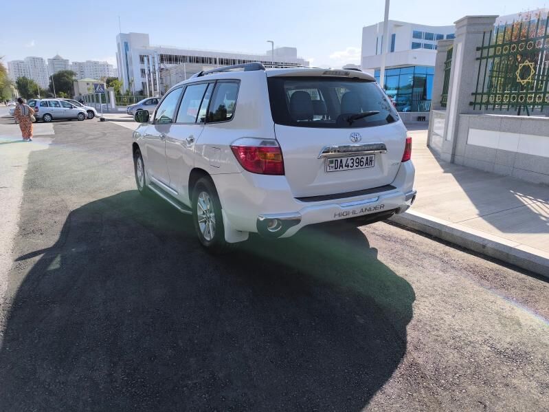 Toyota Highlander 2010 - 260 000 TMT - Aşgabat - img 6