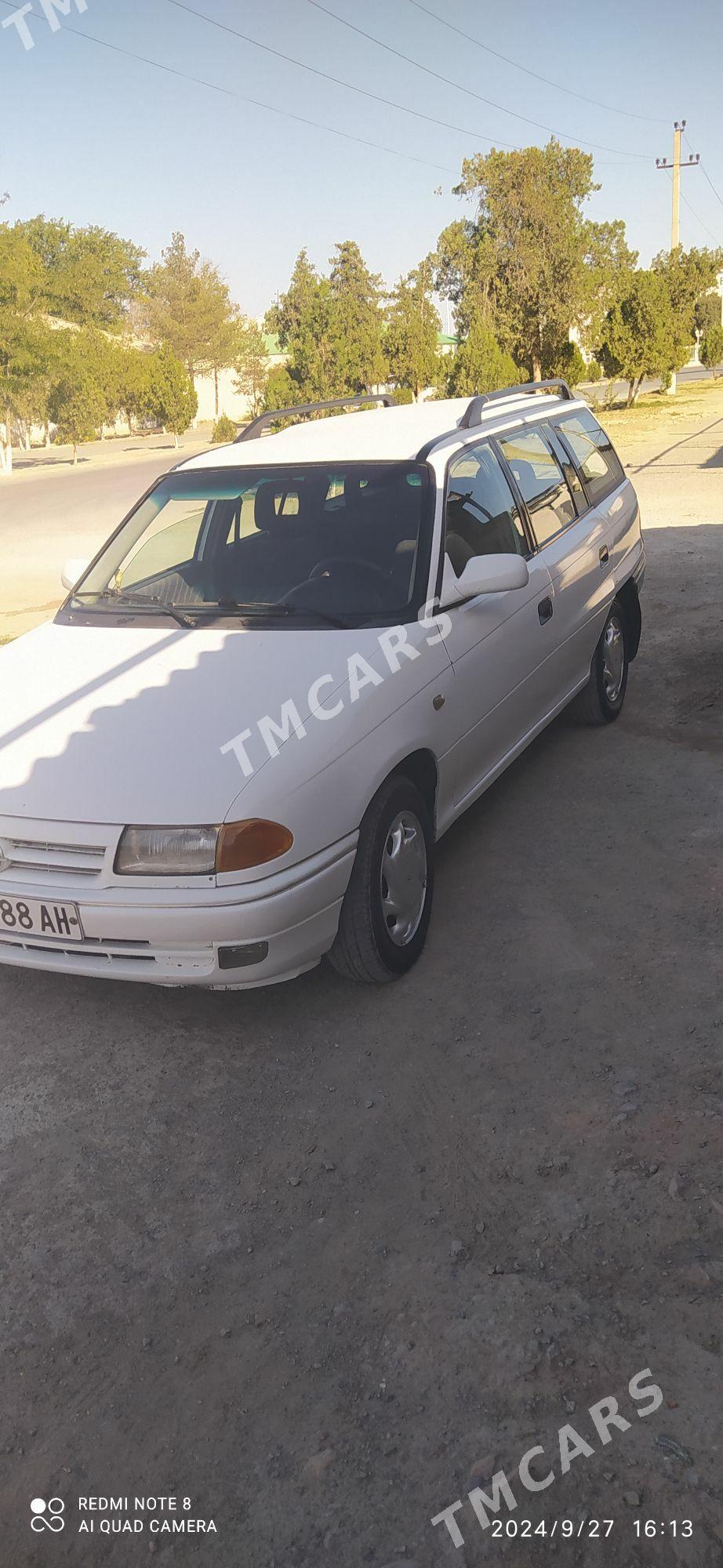 Opel Astra 1995 - 37 000 TMT - Бахарден - img 2