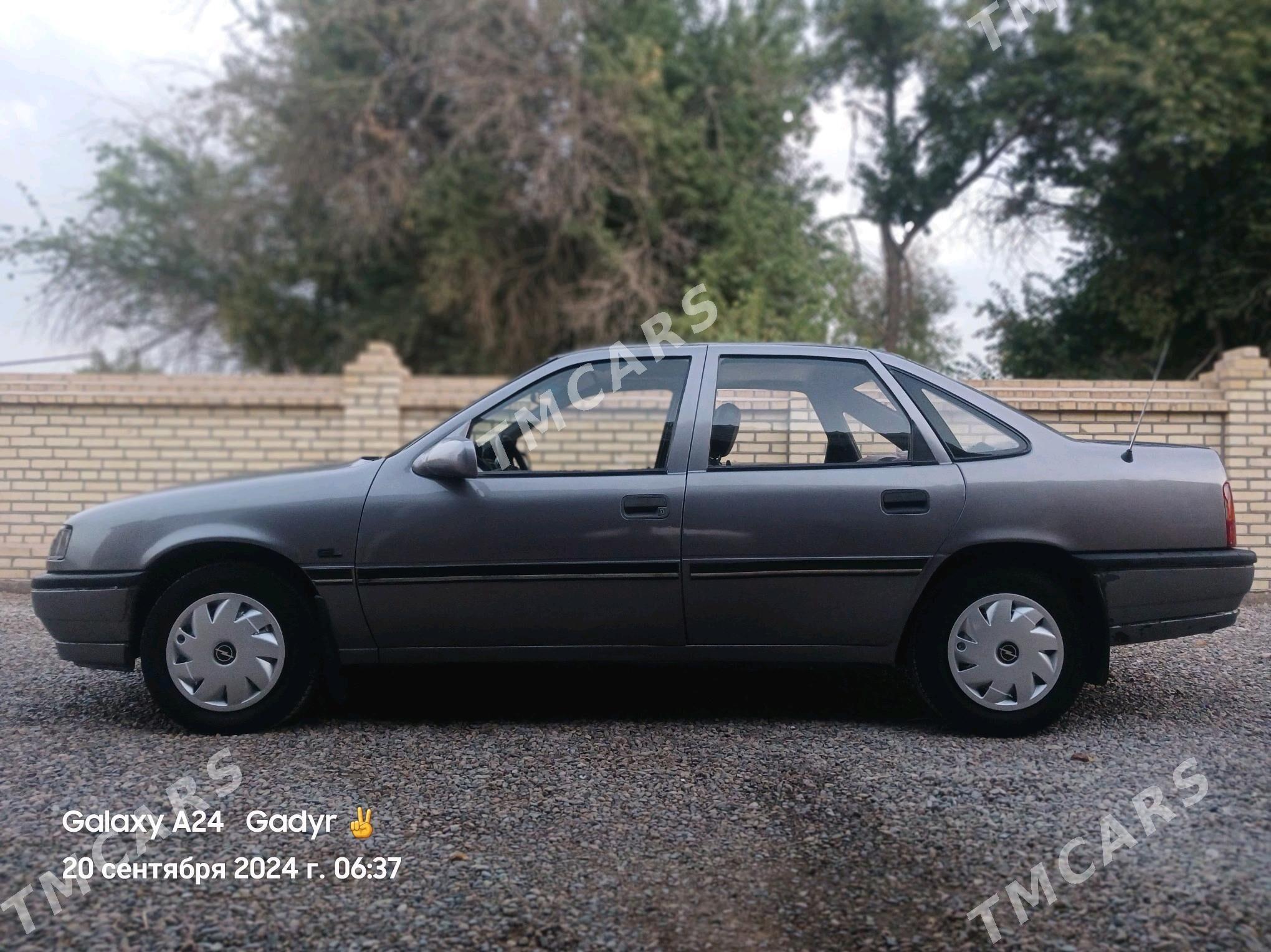 Opel Vectra 1990 - 28 000 TMT - Мары - img 5