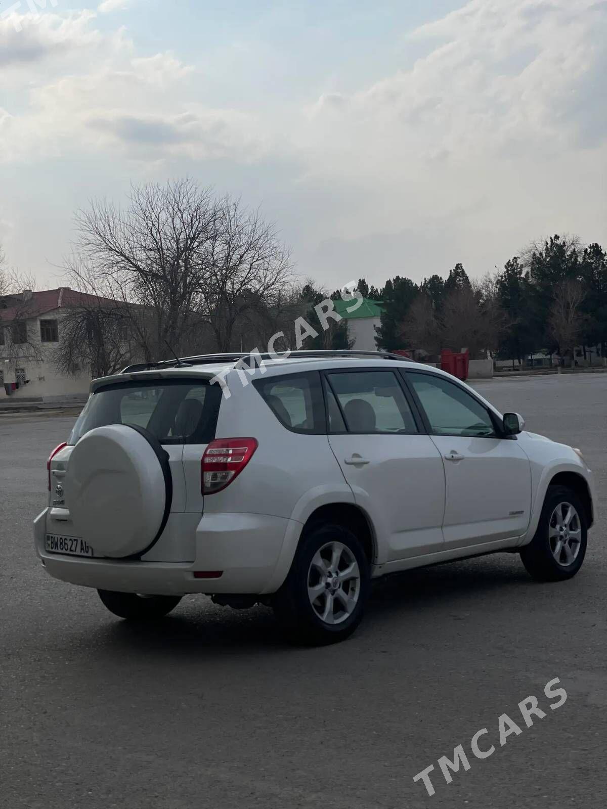 Toyota RAV4 2012 - 215 000 TMT - Aşgabat - img 3