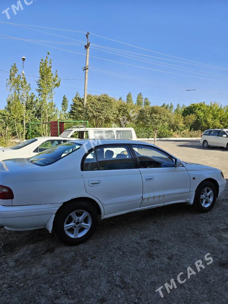 Toyota Carina 1993 - 35 000 TMT - Газаджак - img 3