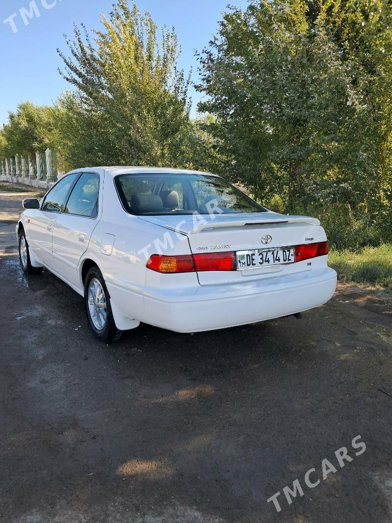 Toyota Camry 1999 - 120 000 TMT - Кёнеургенч - img 2