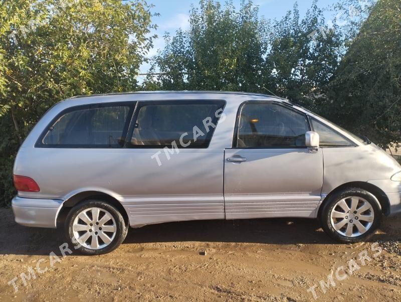 Toyota Previa 1992 - 45 000 TMT - Кёнеургенч - img 4