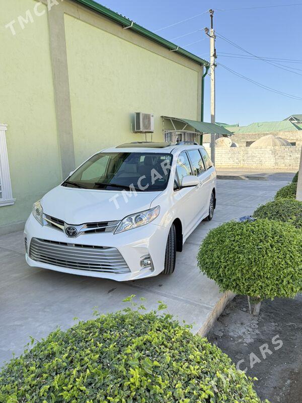 Toyota Sienna 2020 - 450 000 TMT - Aşgabat - img 7