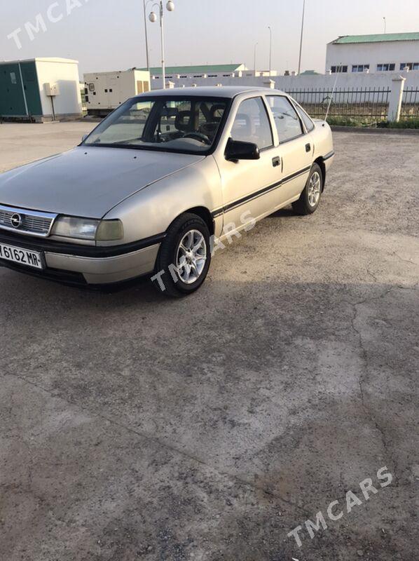 Opel Vectra 1990 - 30 000 TMT - Мары - img 8