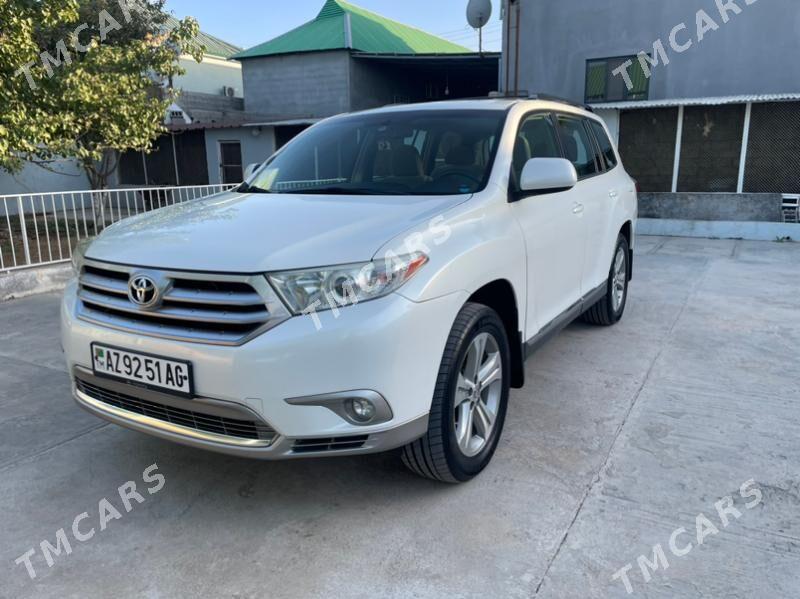 Toyota Highlander 2012 - 292 500 TMT - Гёкдже - img 5