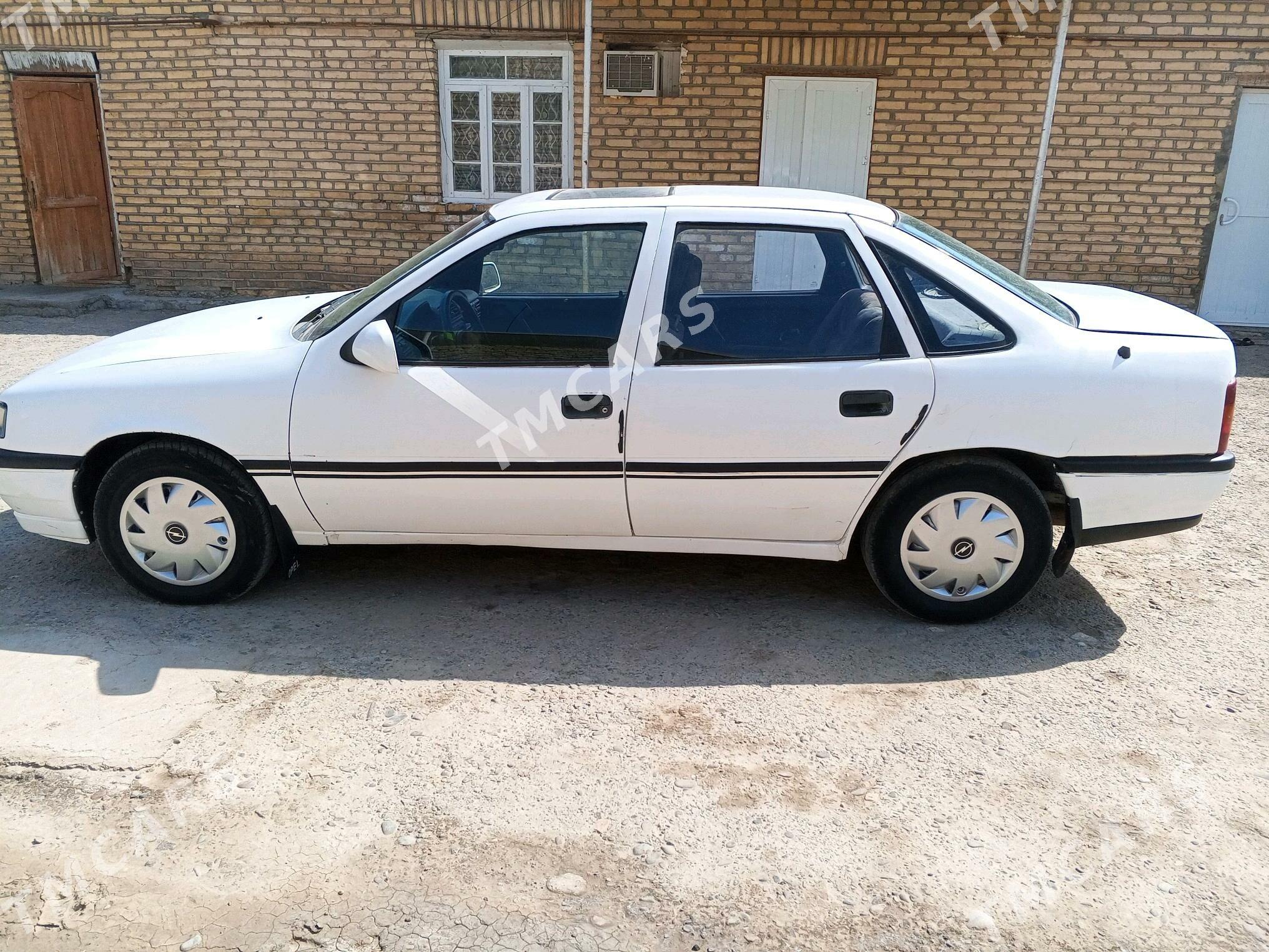 Opel Vectra 1990 - 24 000 TMT - Mary - img 3