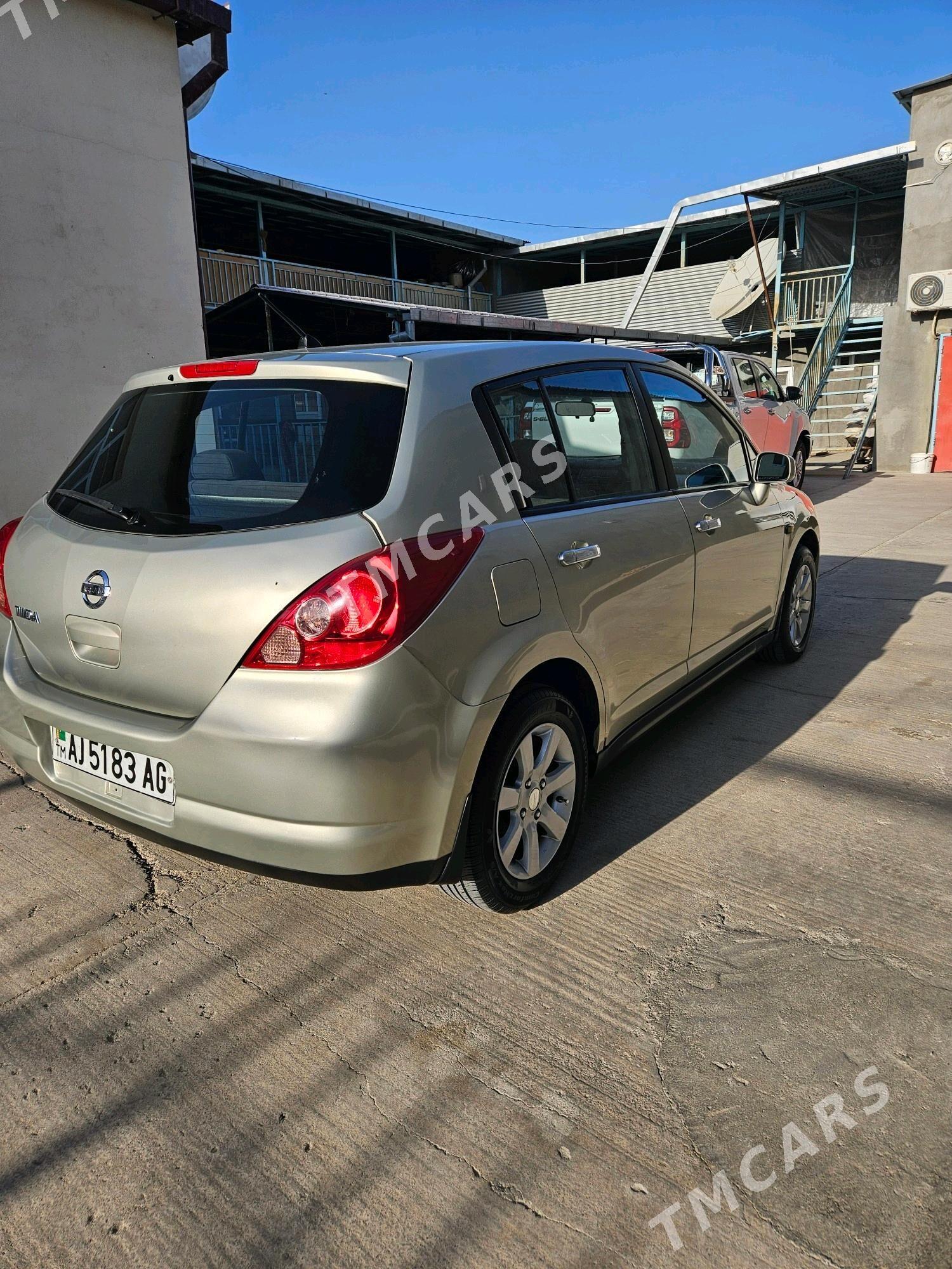 Nissan Versa 2008 - 112 000 TMT - Ашхабад - img 4