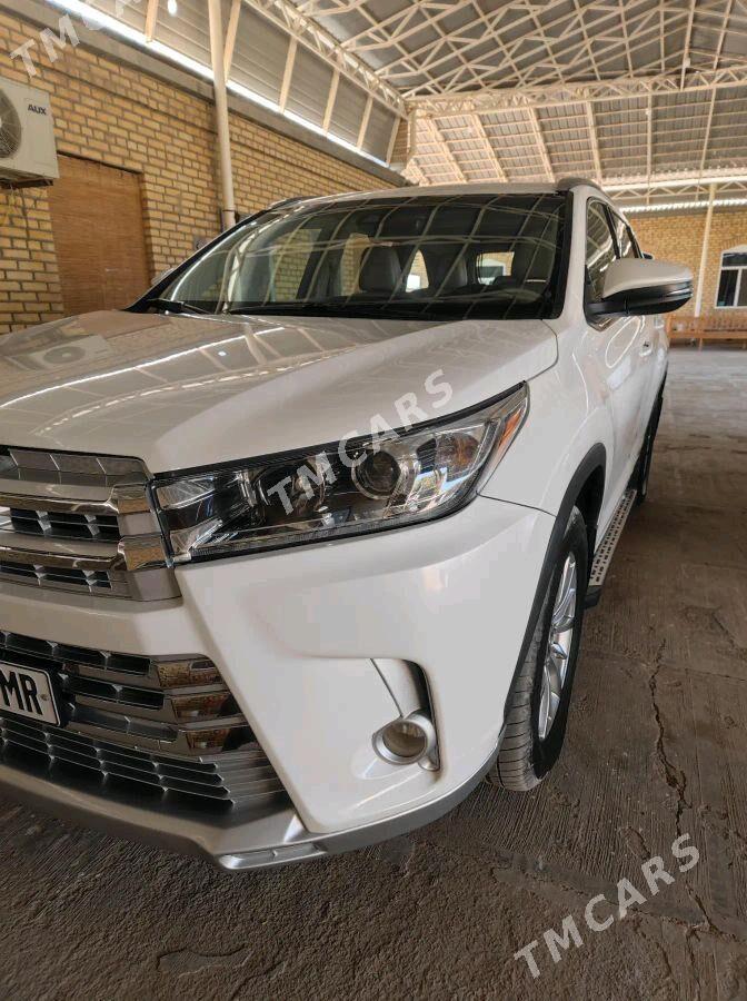 Toyota Highlander 2018 - 360 000 TMT - Mary - img 3