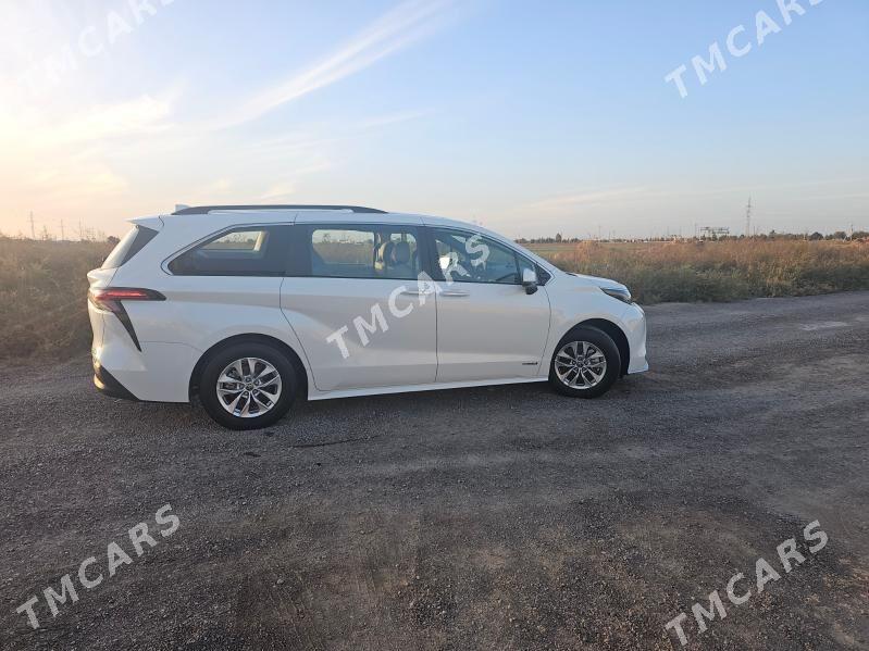 Toyota Sienna 2021 - 610 000 TMT - Ашхабад - img 3