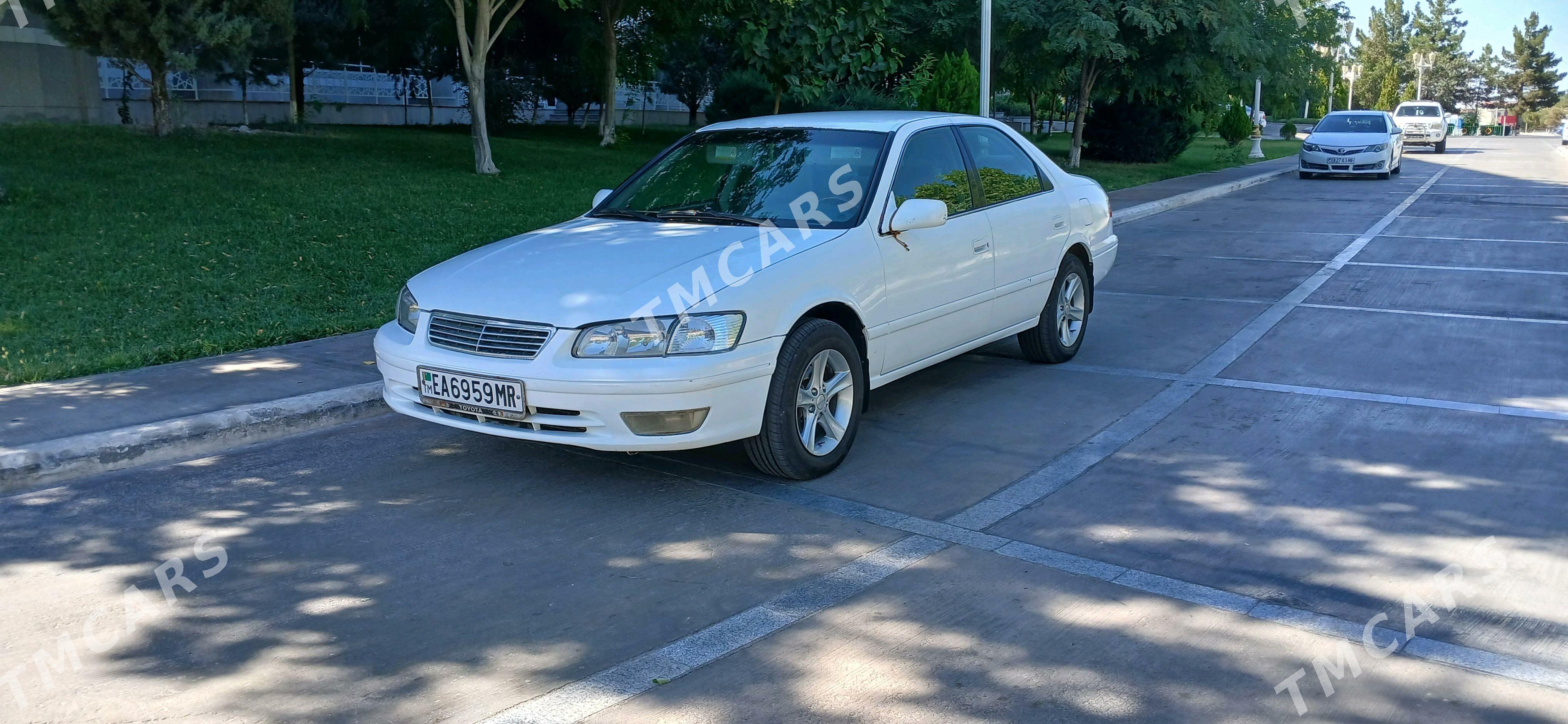 Toyota Camry 2001 - 105 000 TMT - Baýramaly - img 2