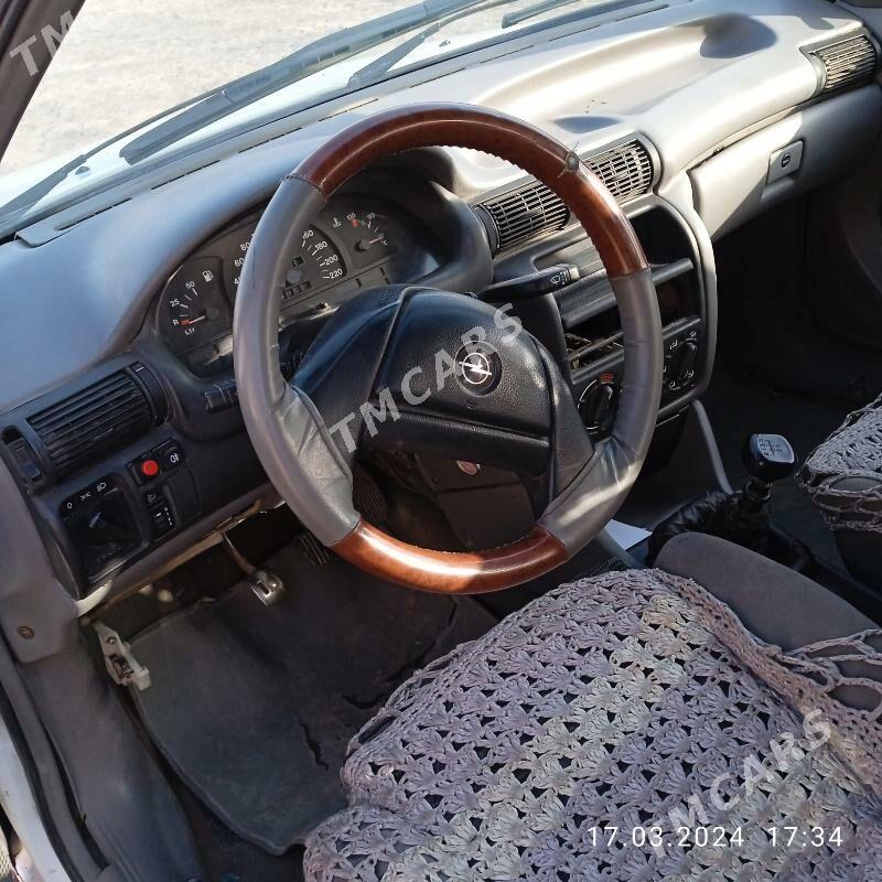 Opel Astra 1992 - 22 000 TMT - Шабатский этрап - img 3