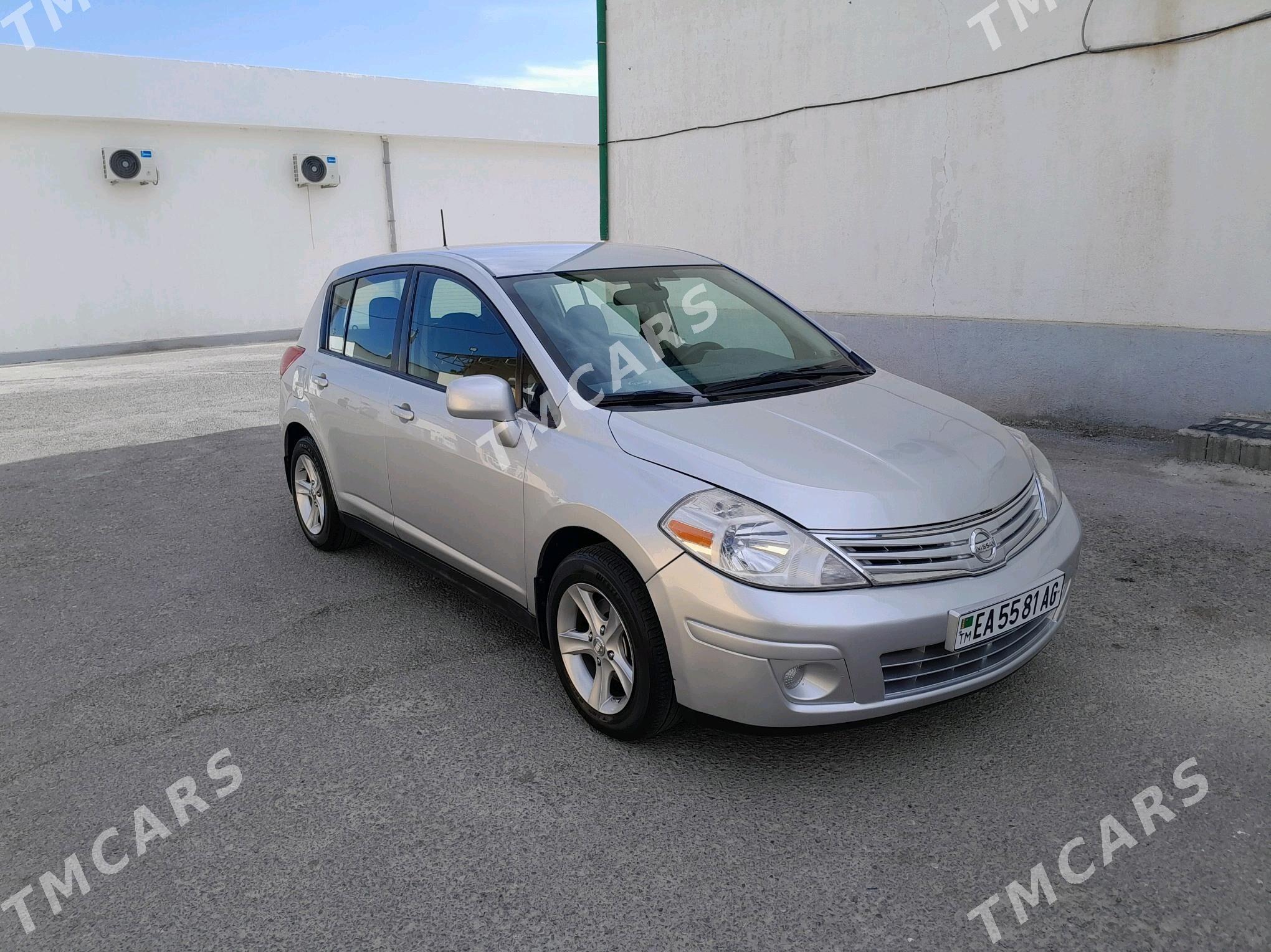 Nissan Versa 2010 - 105 000 TMT - Büzmeýin - img 3