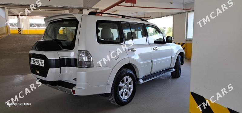 Mitsubishi Pajero 2015 - 305 000 TMT - Ашхабад - img 4