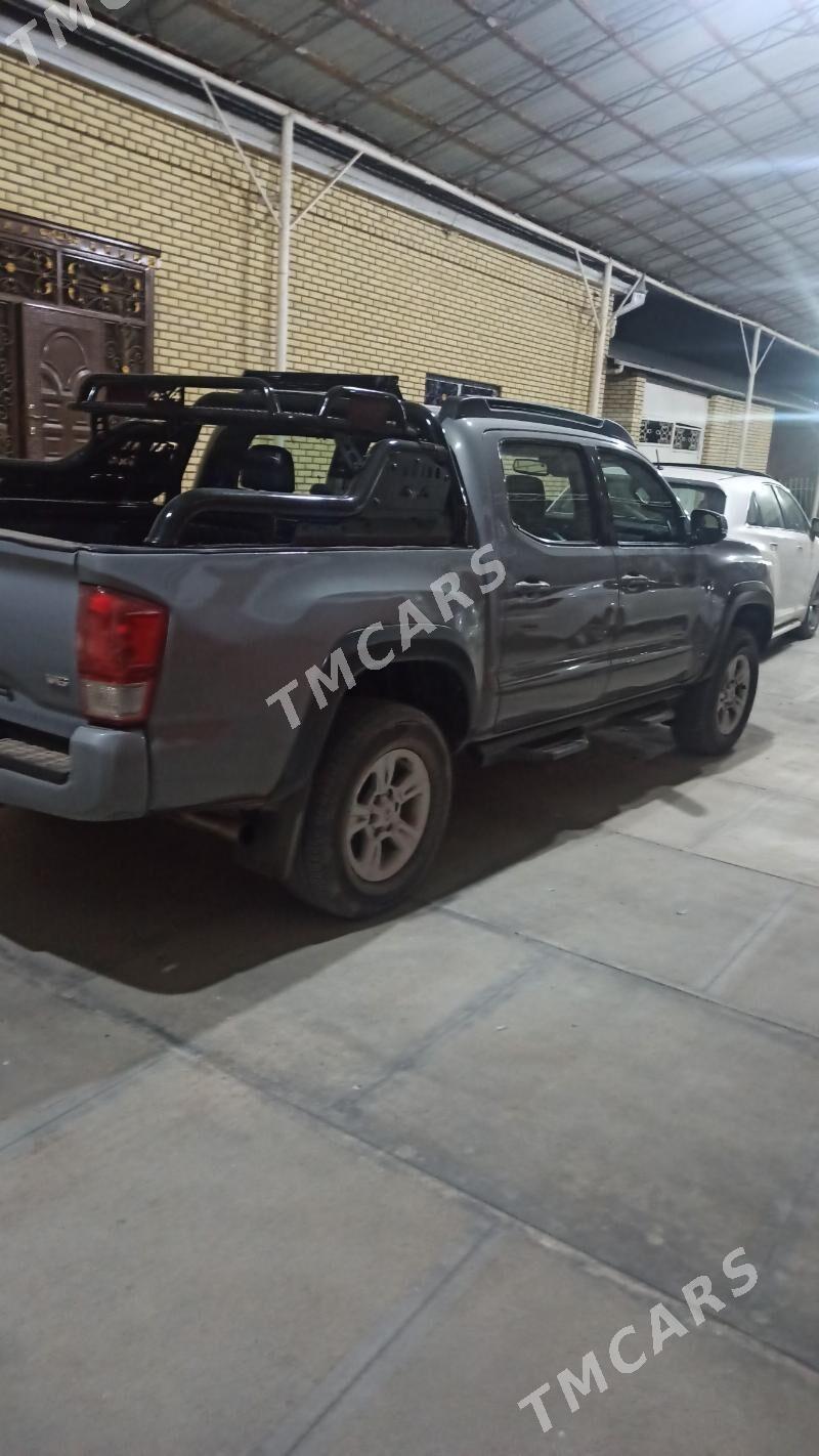 Toyota Tacoma 2019 - 425 000 TMT - Мары - img 3