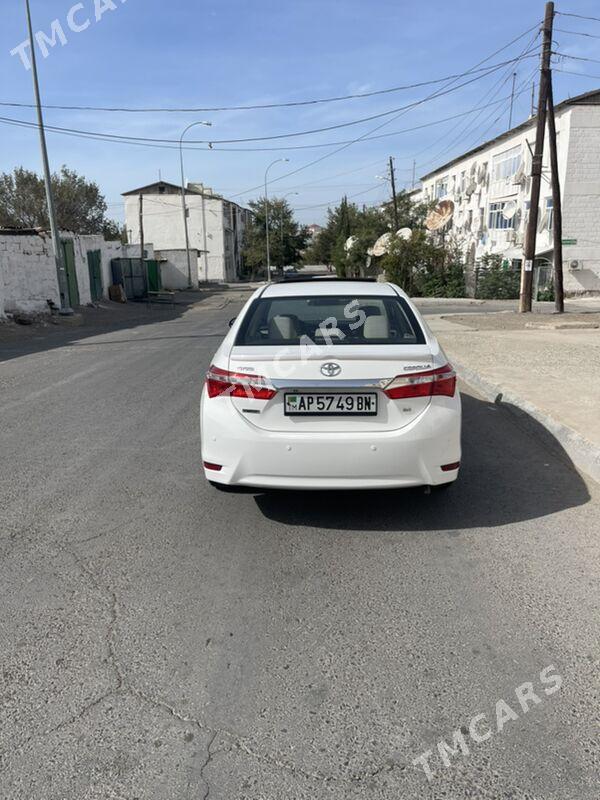 Toyota Corolla 2015 - 265 000 TMT - Туркменбаши - img 5