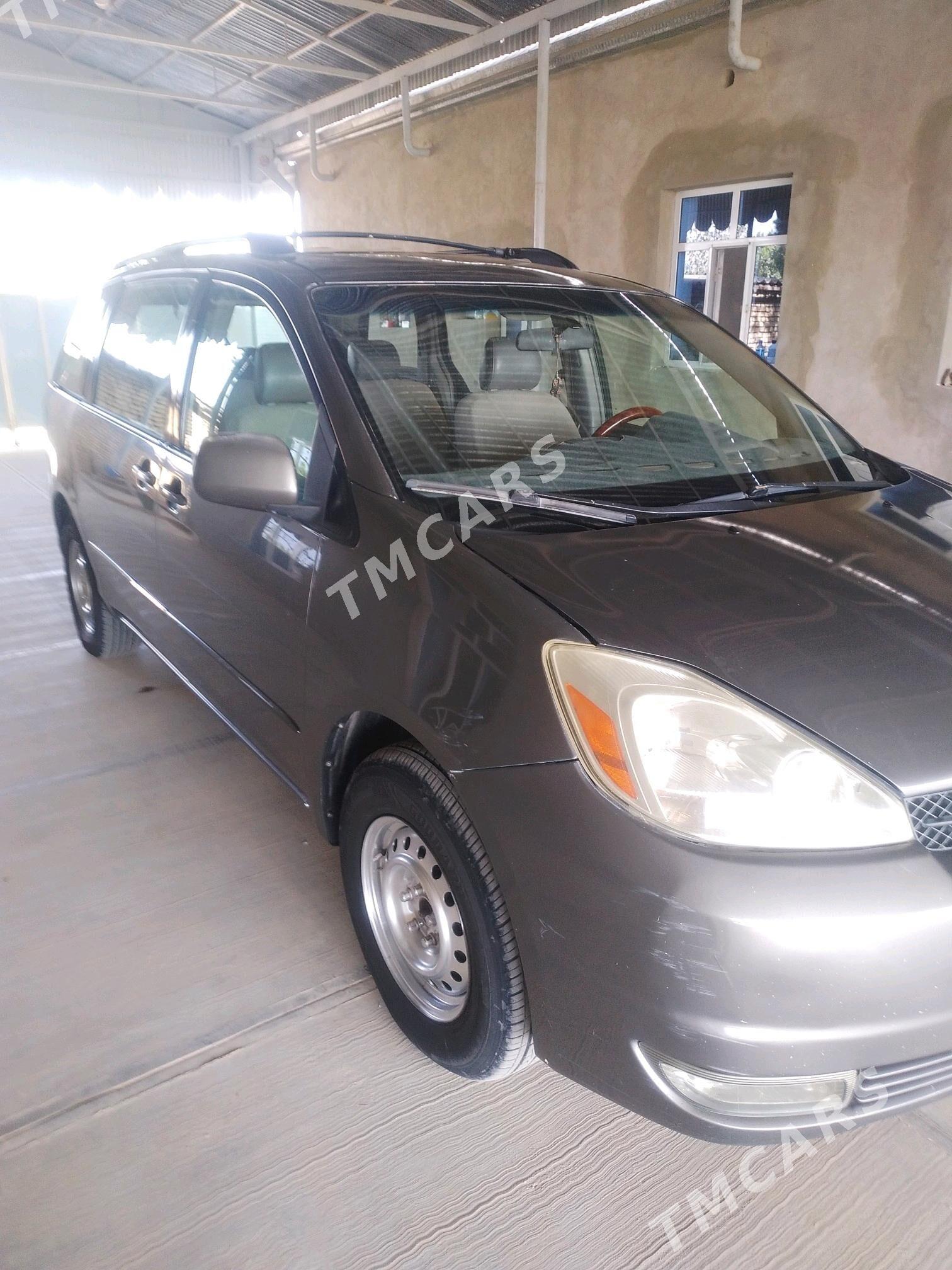 Toyota Sienna 2004 - 180 000 TMT - Тагтабазар - img 5