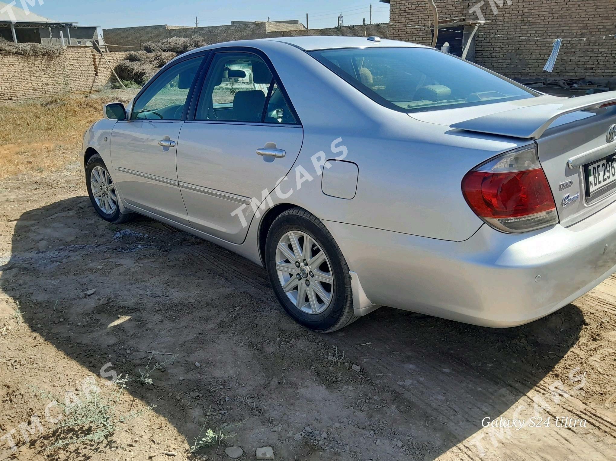 Toyota Camry 2005 - 150 000 TMT - Garabekewül - img 2