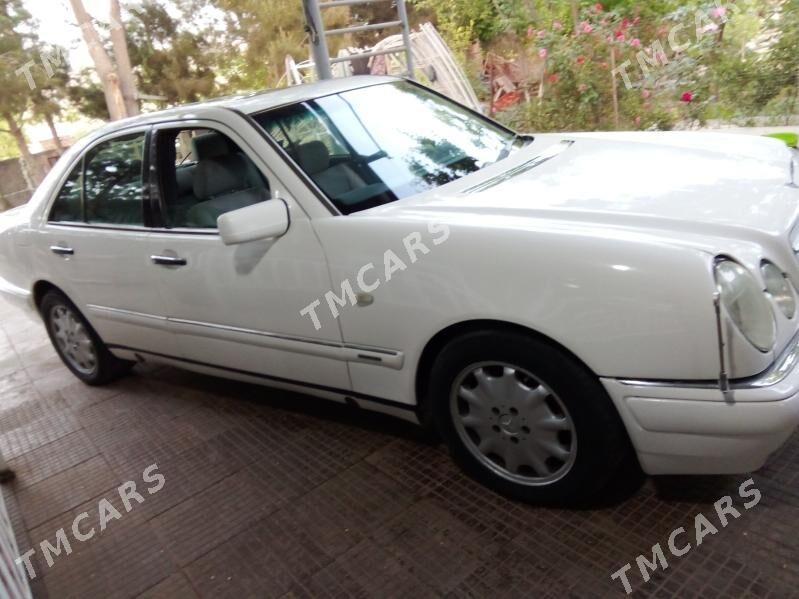 Mercedes-Benz E320 1997 - 60 000 TMT - Bereket - img 4