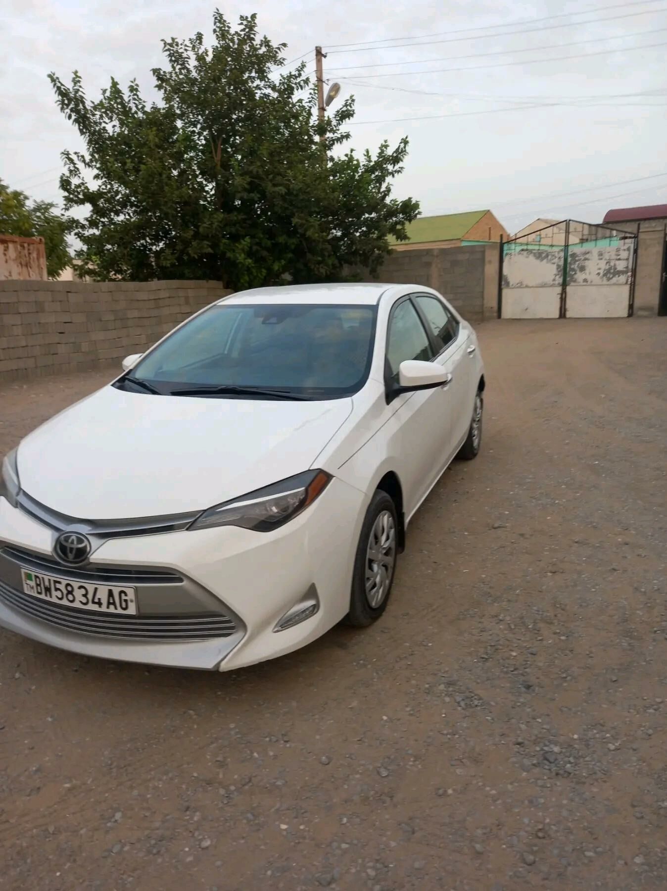 Toyota Corolla 2017 - 174 000 TMT - Aşgabat - img 3