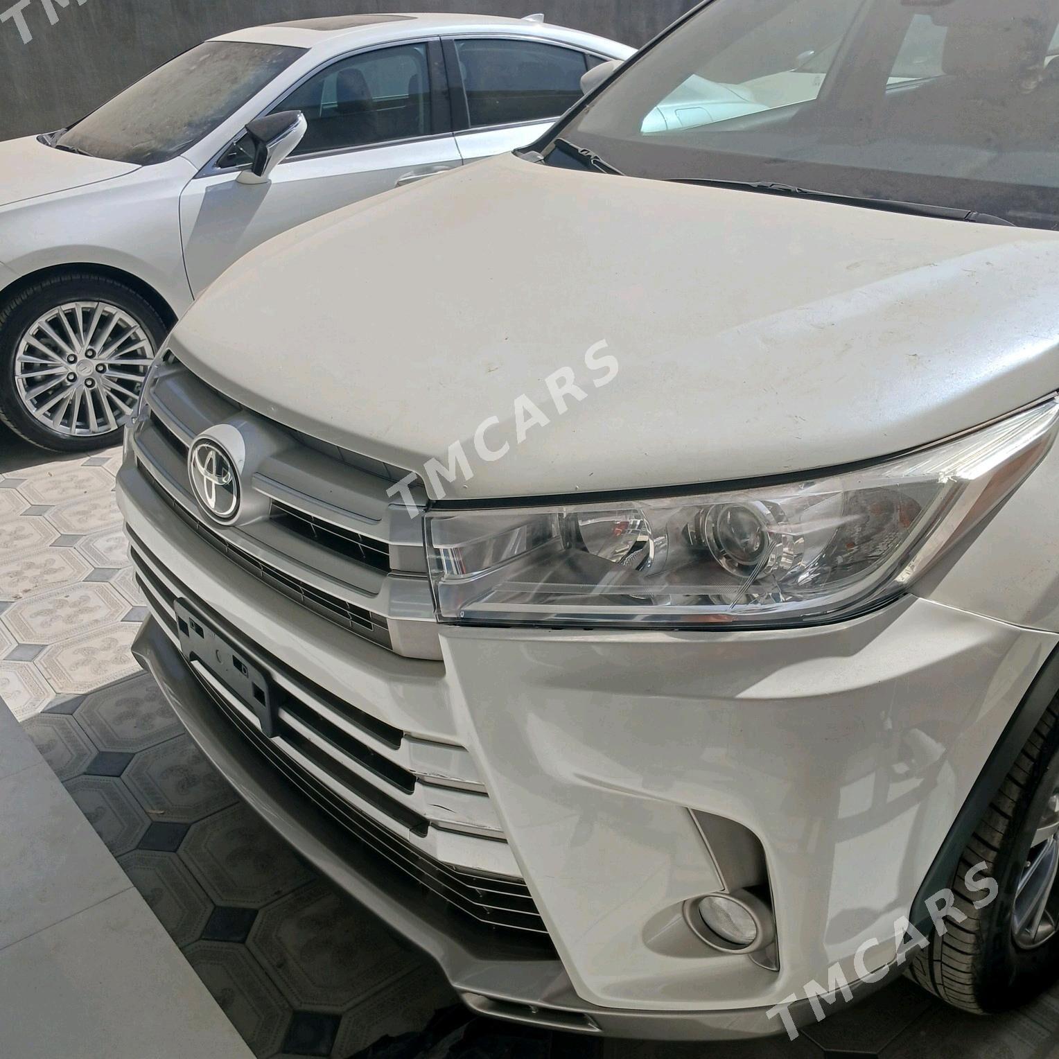 Toyota Highlander 2017 - 440 000 TMT - Мары - img 2