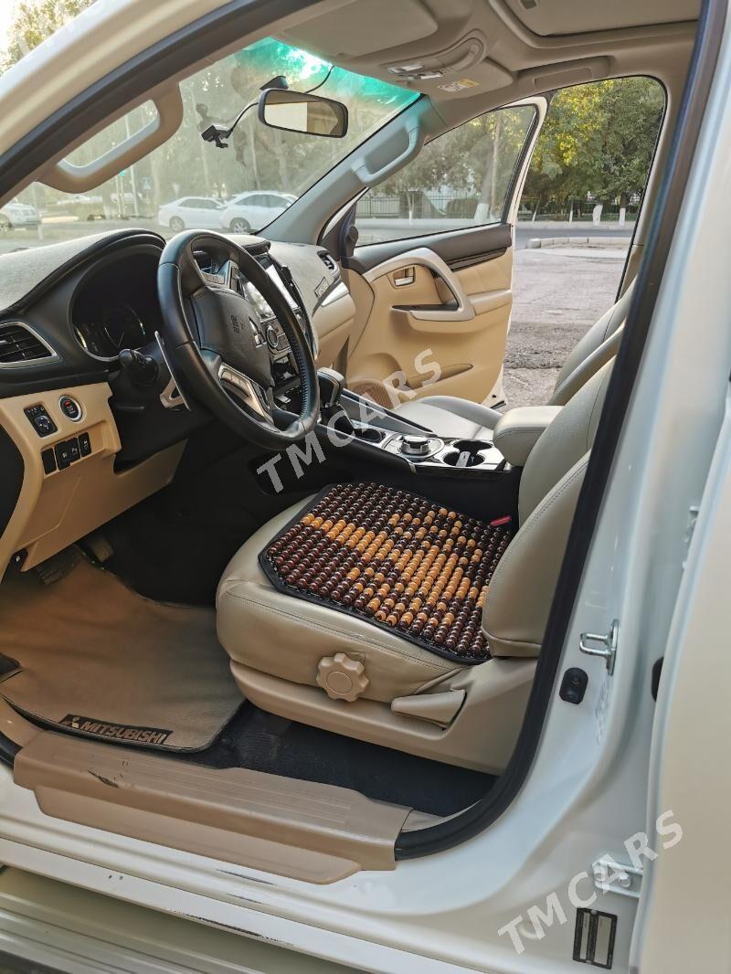 Mitsubishi Montero Sport 2019 - 365 000 TMT - Aşgabat - img 6